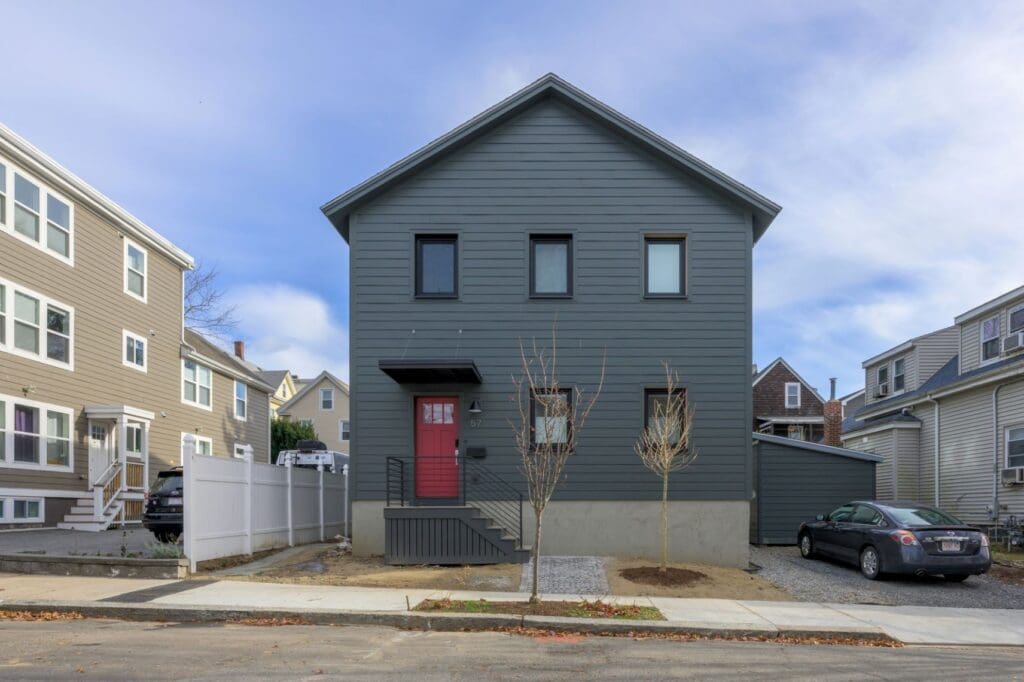 Unity Varm Exterior in Urban Residential Neighborhood